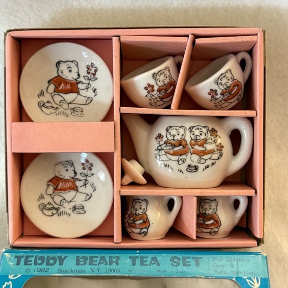 Vintage Teddy Bear Tiny Tea Set - Picture 6 of 7